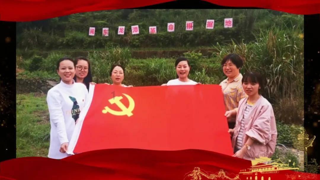 “霸占”母婴室吃饭遭辞退,机场保洁员冤不冤?